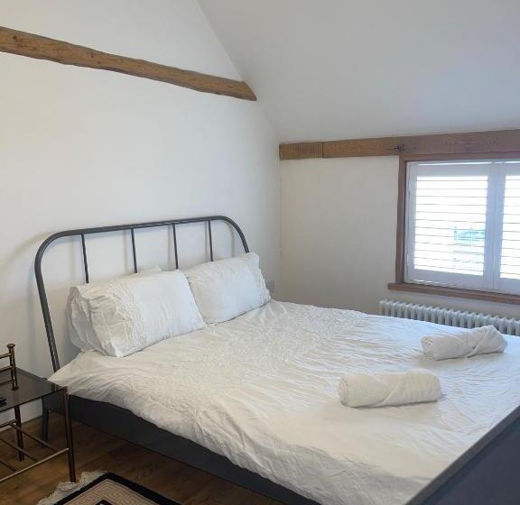 Samuel Pepys Cottage