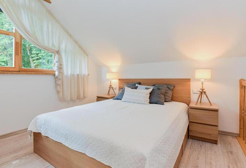 Sengirės Kotedžai Juodkrantė