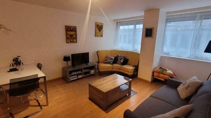 Nouveau !! Appartement Confortable Totalement Rénové Avec Parking Gratuit Hypercentre De Nancy