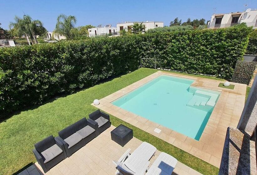 Terrasini Villa With Pool