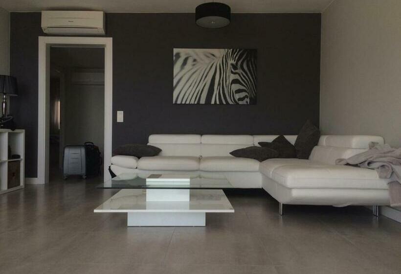 ático Céntrico Con Amplias Vistas Mar Y Playa