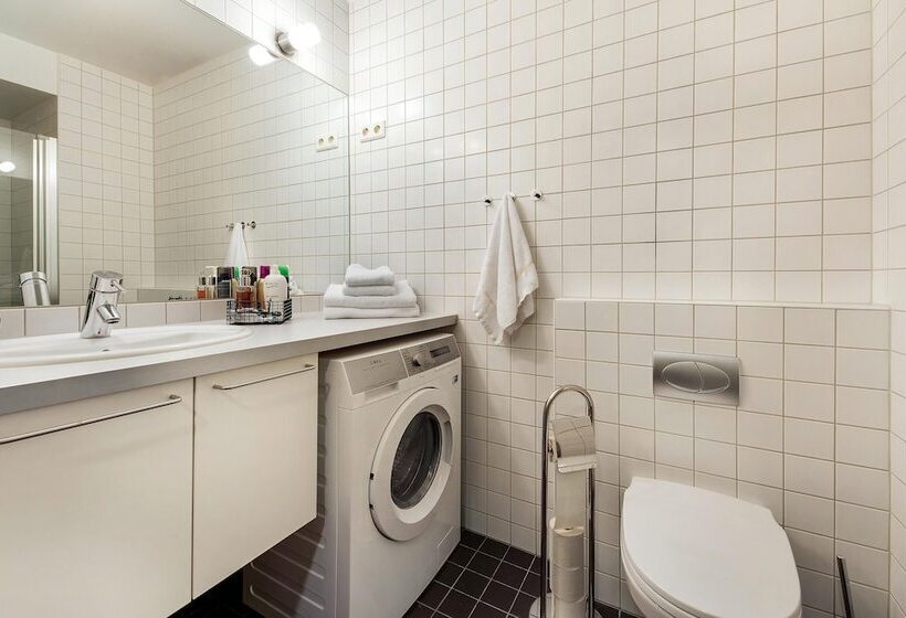 Tjuvholmen Ii, As Home