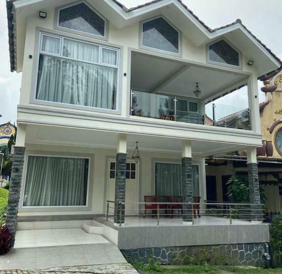 Villa Dalia Puncak Na6 18