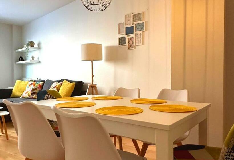 Dos Torres Mediodía   Amplia Terraza Y Estacionamiento Gratuito