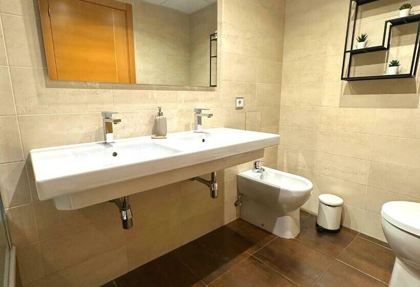 Dos Torres Mediodía   Amplia Terraza Y Estacionamiento Gratuito