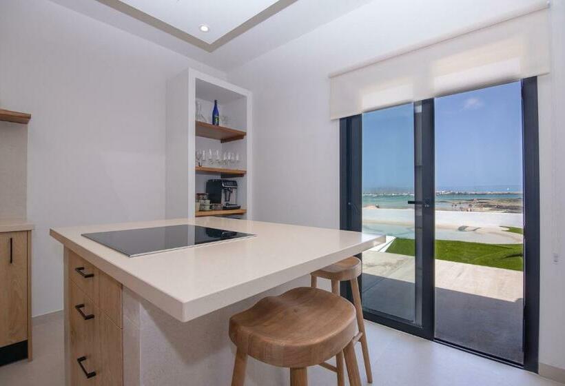 Villa Eden Beachfront Corralejo By Holidays Home