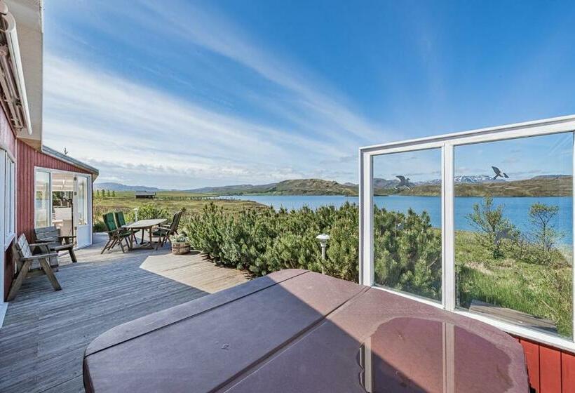 Beautiful Lakehouse By The Golden Circle   Fishing