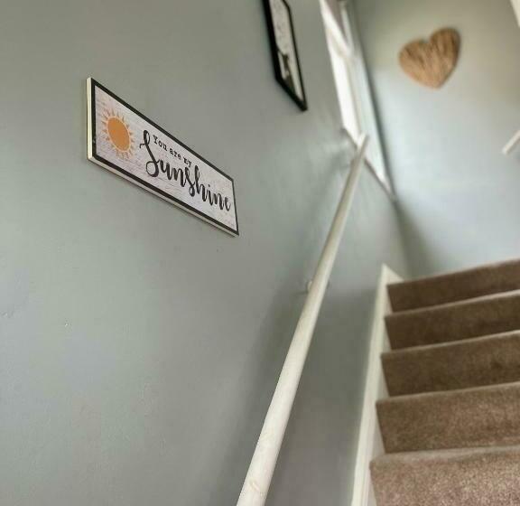 Derwent Dale View, Consett   3 Bed House, Sleeps 6