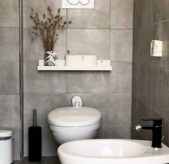 Dèpendance Immersa Tra Gli Ulivi