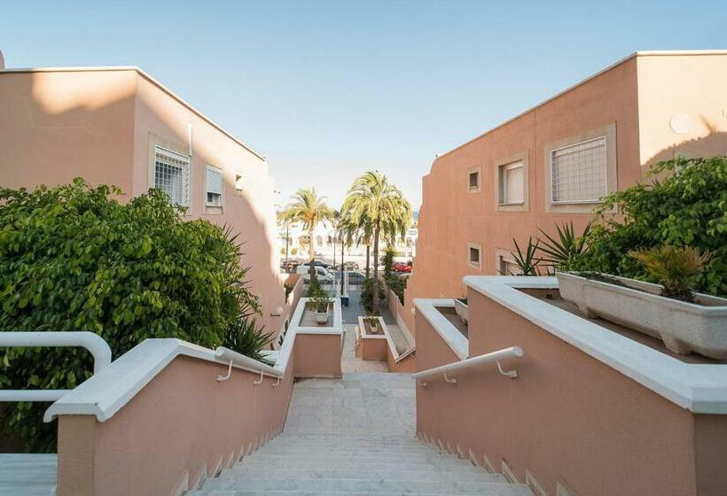 Expoholidays Puerto Aguadulce