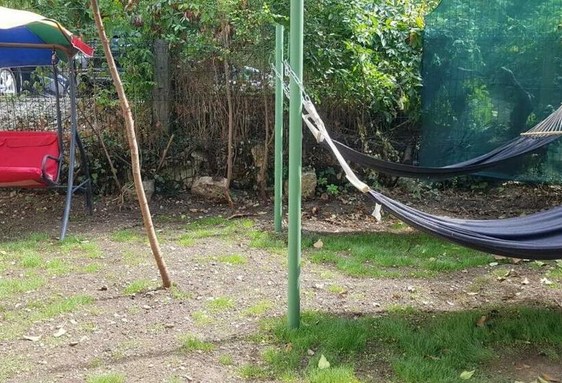 Josephine Central Villa & Garden