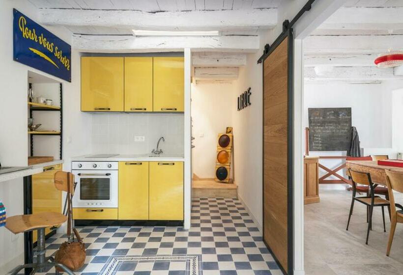 Maison Atypique Au Sein Du Joli Village De Trentemoult