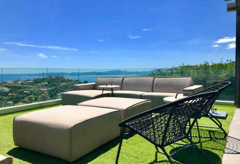 Vue Panoramique Sur La Baie De St Tropez