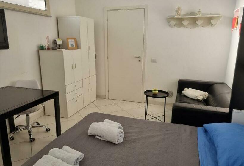 Apartments In Pompeii Ruins With Garage