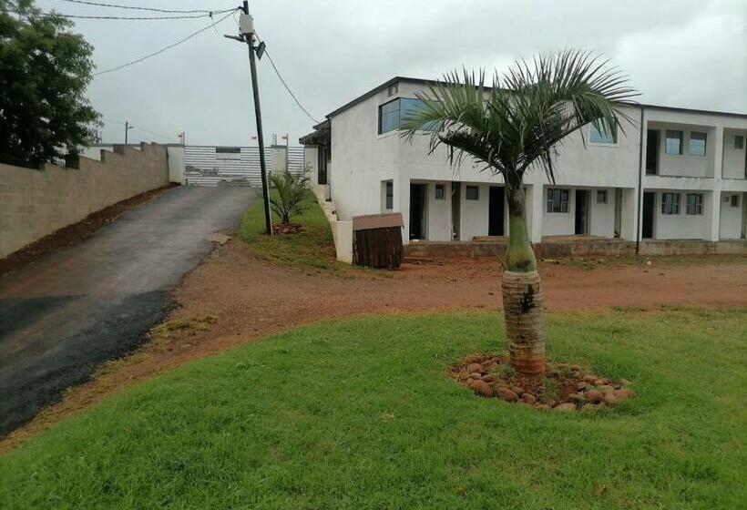 Bf Dlamini Guesthouse