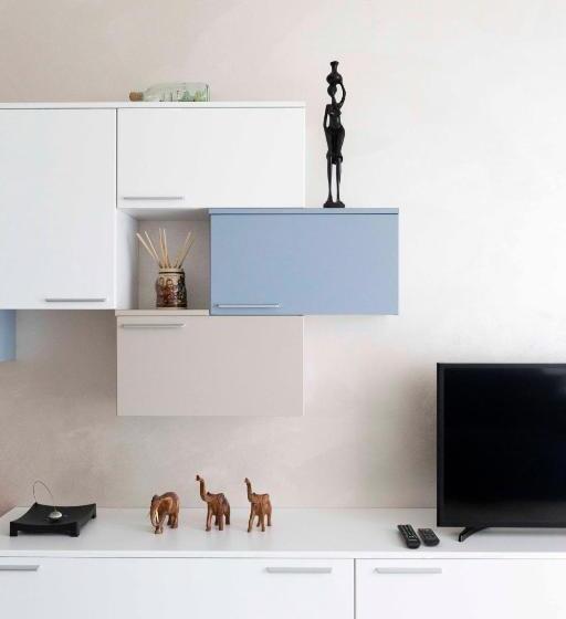 Blue Lake Arona   Cozy Apartment In City Center