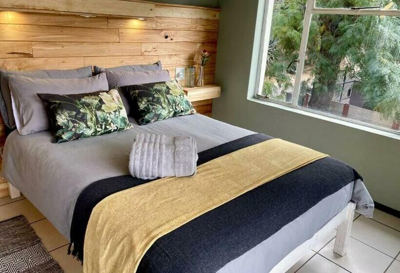 Budler Stay, 3 Bedroom, Self Catering Apartment