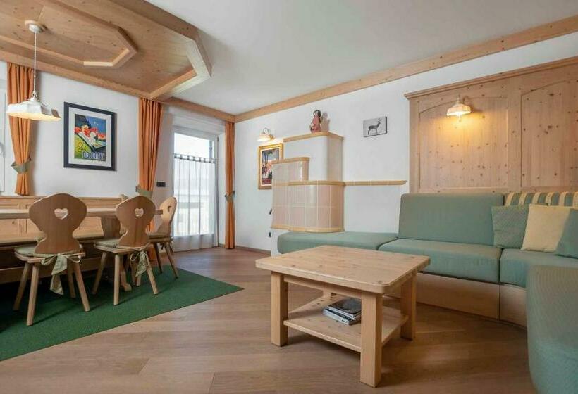 Casa Rododendro   Cavalese Dolomites