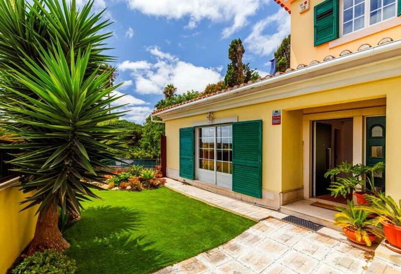 Jacuzzi, Garden, Pool & Barbecue Beach House, 15mn From Lisbon Center