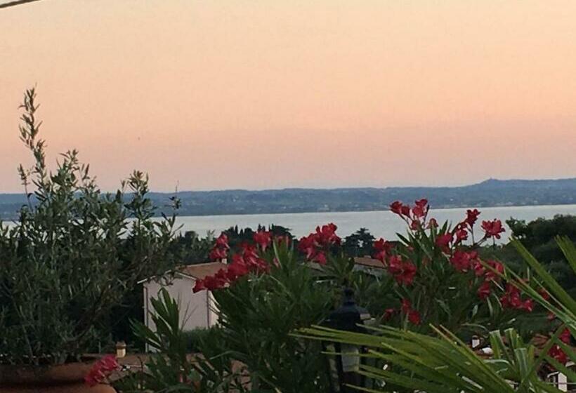 Gardasee  Residenza Poetica Garda Lake