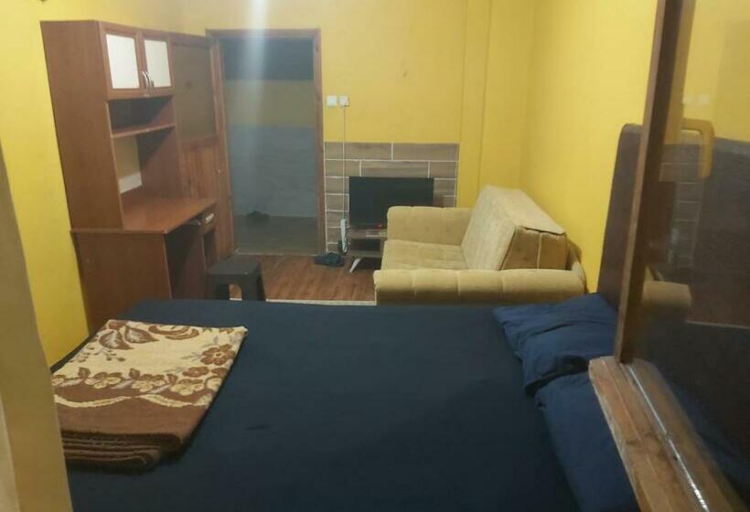 Kutuban Hostel Ve Komle