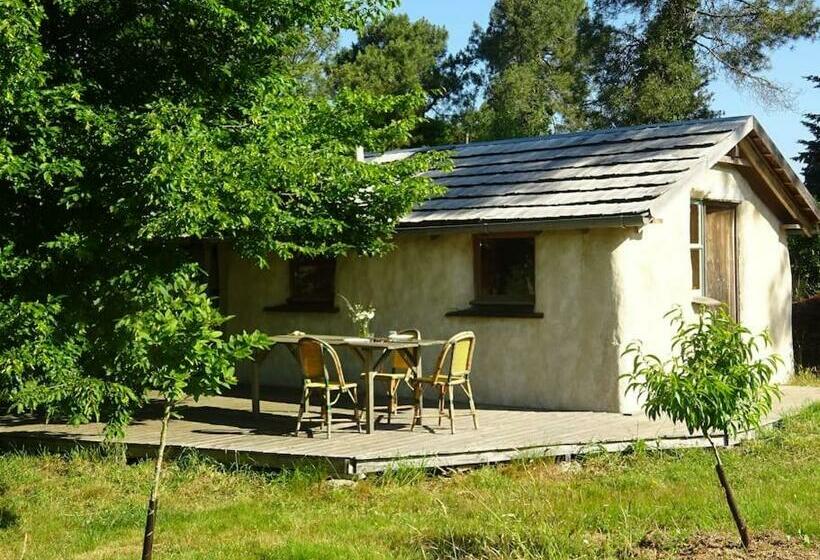 Maisonnette écologique Isolée En Botte De Paille