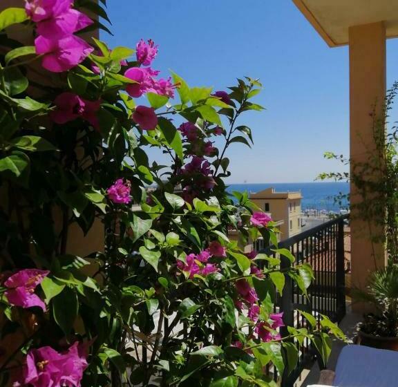 Sea View Penthouse With Beautiful Terrace   Casa Verdi Jayanti