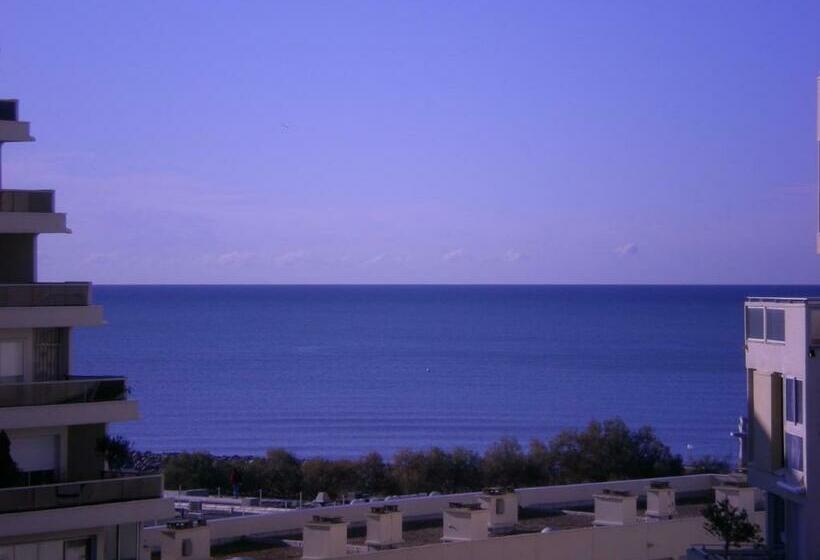 Studio Cabine Vue Mer Plein Centre