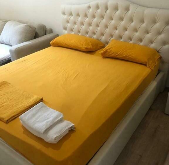 Supercentral One Room Flat, 16 Min To Bergamo Airport