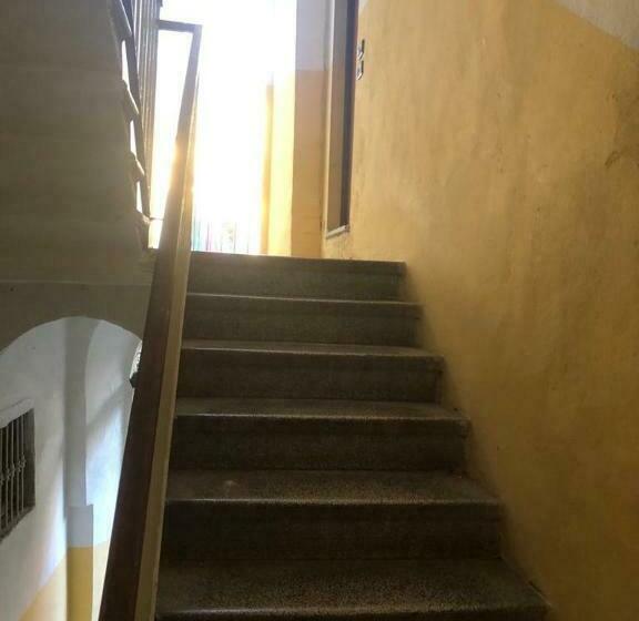 Supercentral One Room Flat, 16 Min To Bergamo Airport