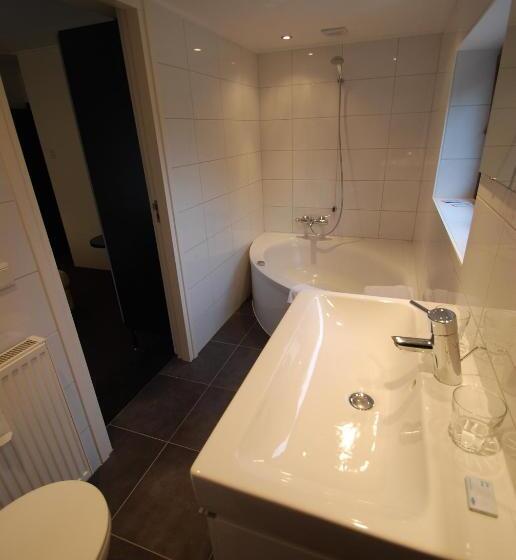 Общежитие Boutique Hotel De Rozenhof