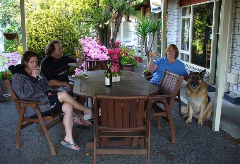 Anglers Paradise Motel