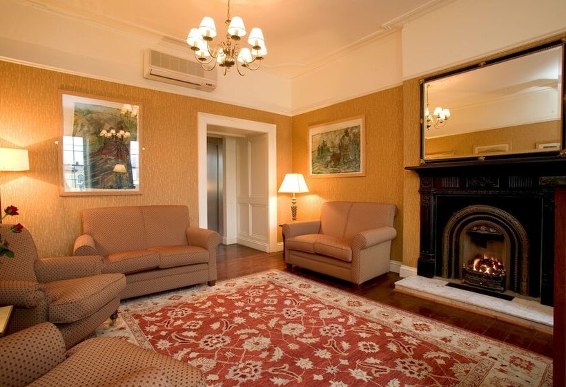 Baileys Hotel Cashel