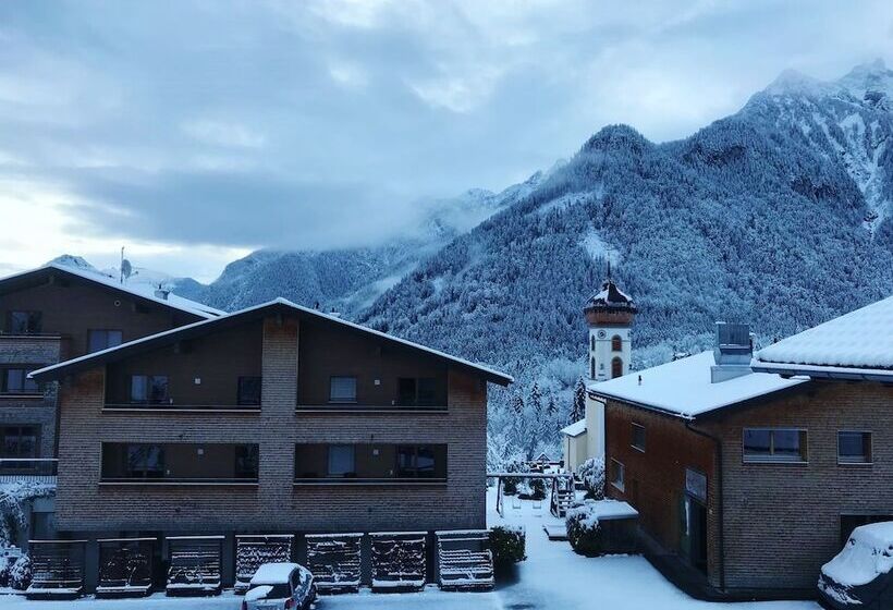 مبيت وإفطار Garni Brigitte