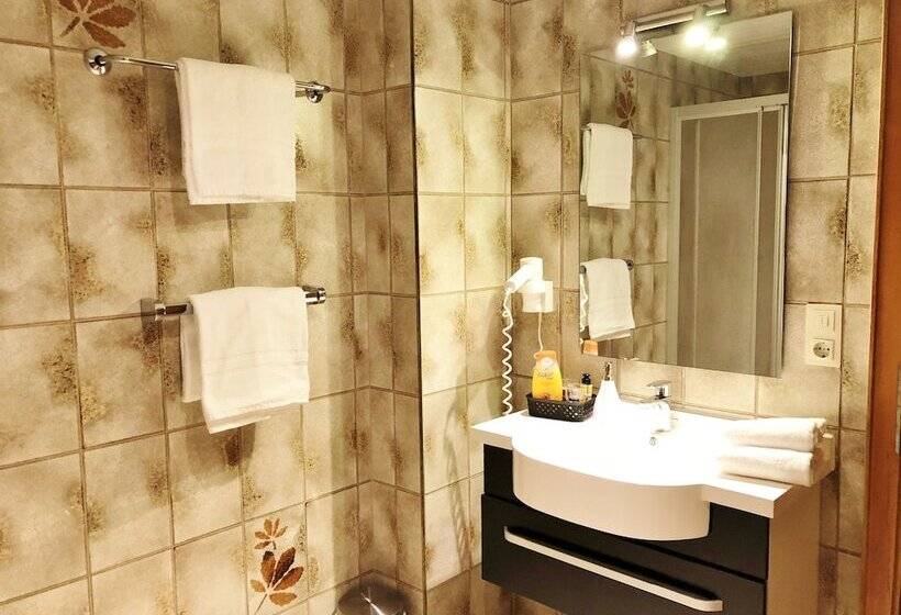 مبيت وإفطار Garni Brigitte