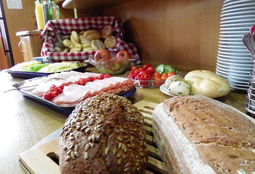 Bed and Breakfast Gartenpension Fischl