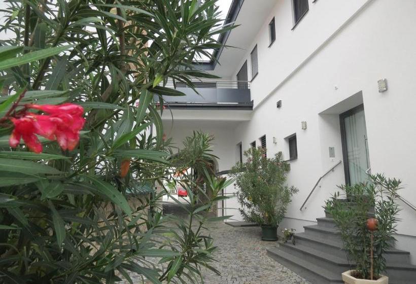 Bed and Breakfast Gartenpension Fischl