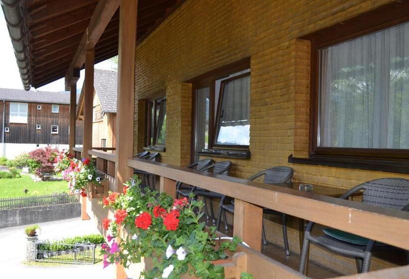 مبيت وإفطار Gästehaus Pension Barbara