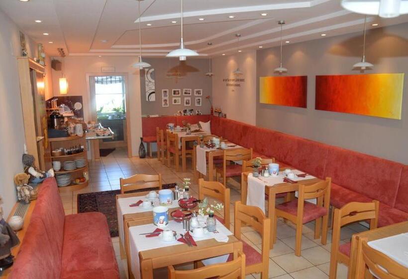 Bed and Breakfast Gästehaus Schmidt