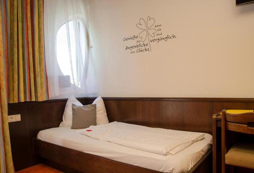 Bed and Breakfast Gästehaus Schmidt