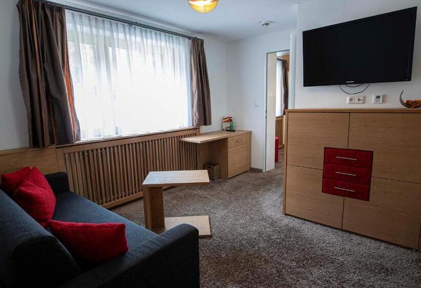 مبيت وإفطار Lucia 3 Sterne Superior