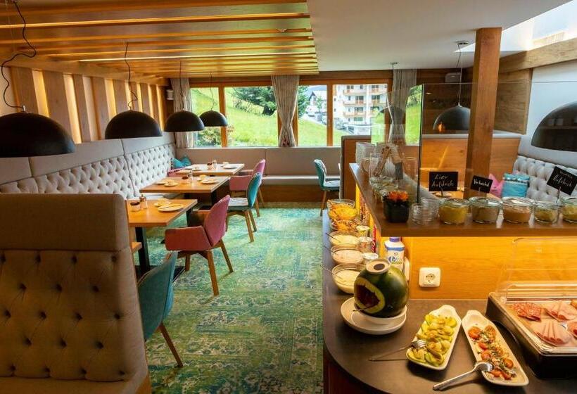 مبيت وإفطار Lucia 3 Sterne Superior