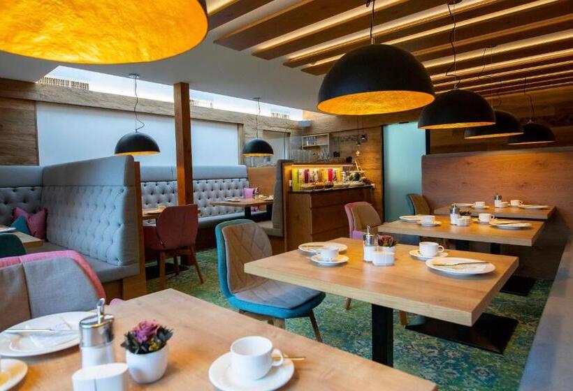 مبيت وإفطار Lucia 3 Sterne Superior