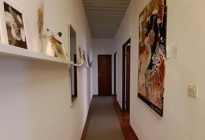 تختخواب و صبحانه Pension Lerner