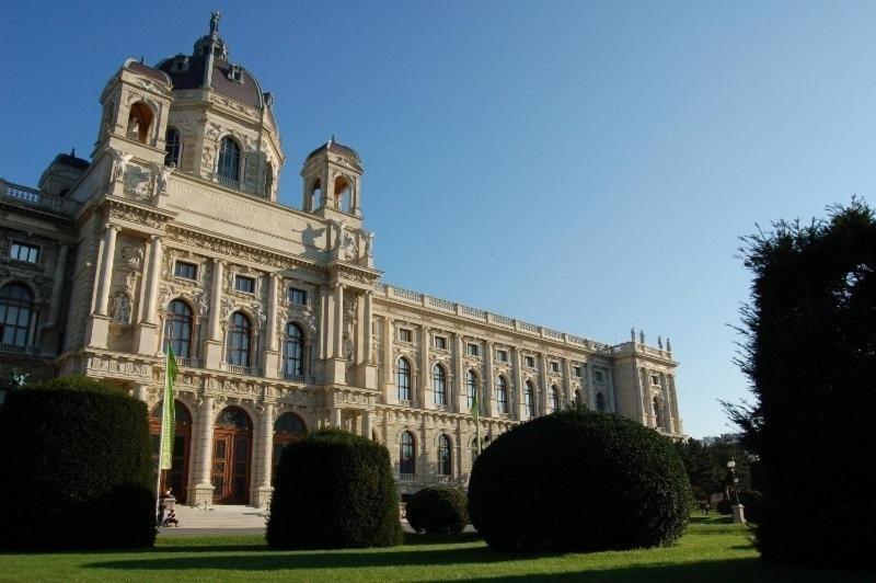 تختخواب و صبحانه Pension Reimer