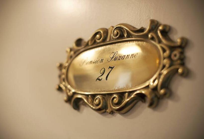 تختخواب و صبحانه Pension Suzanne