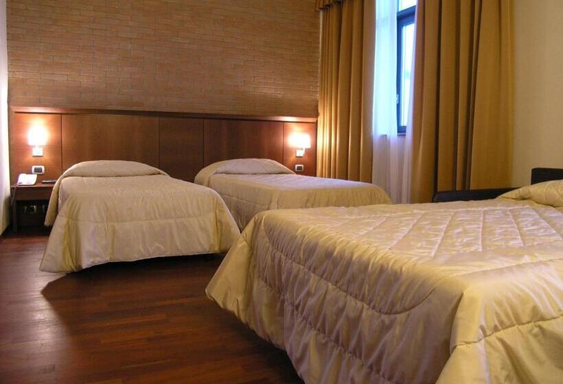 Dado Hotel International