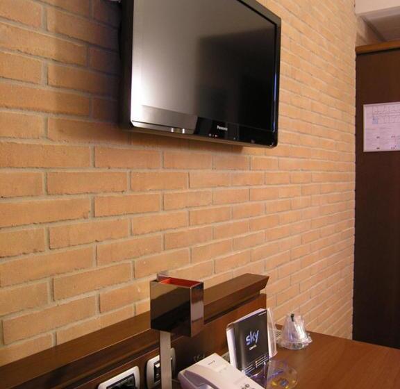 Dado Hotel International