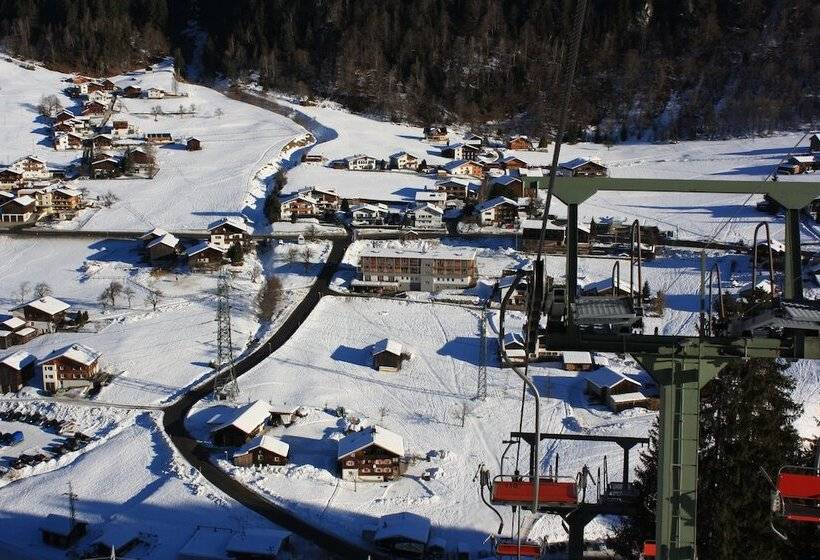 فندق Aktiv Basemontafon