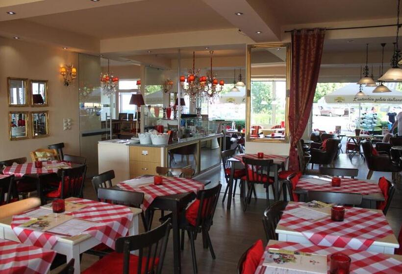 Отель Al Faro Lodge Am See